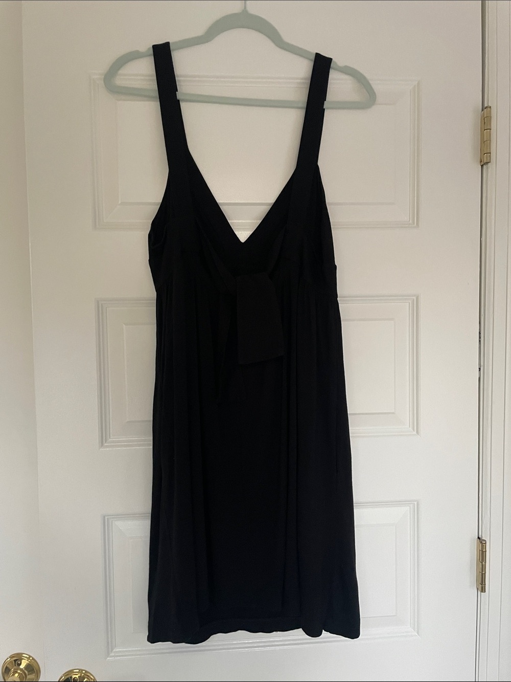 Vince Black V-Neck Sleeveless Dress - Picture 3 of 4